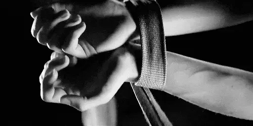 西檬之家-字母圈大圈是什么意思？BDSM新人权威入圈指南